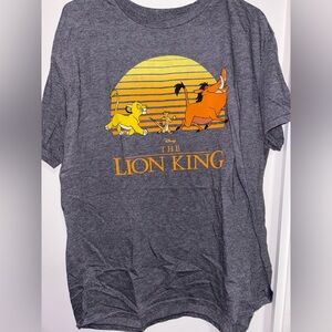 Disney Lion King Size XL shirt